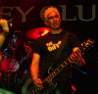 Pat Smear wearing ThE DiFfS!.jpg